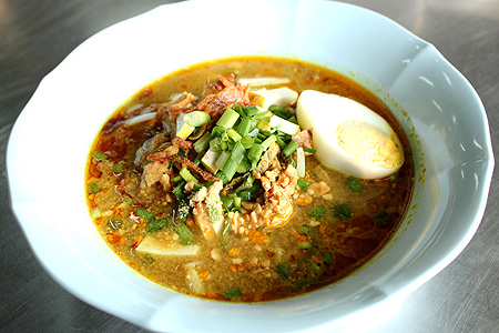 006 ก๋วยเตี่ยวแกง